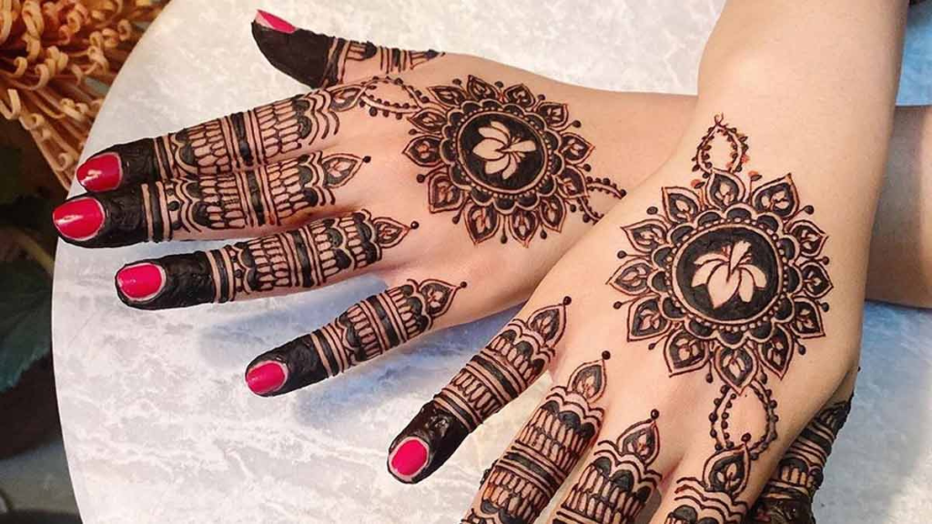  ट्रेंडी फुल हैंड मेहंदी