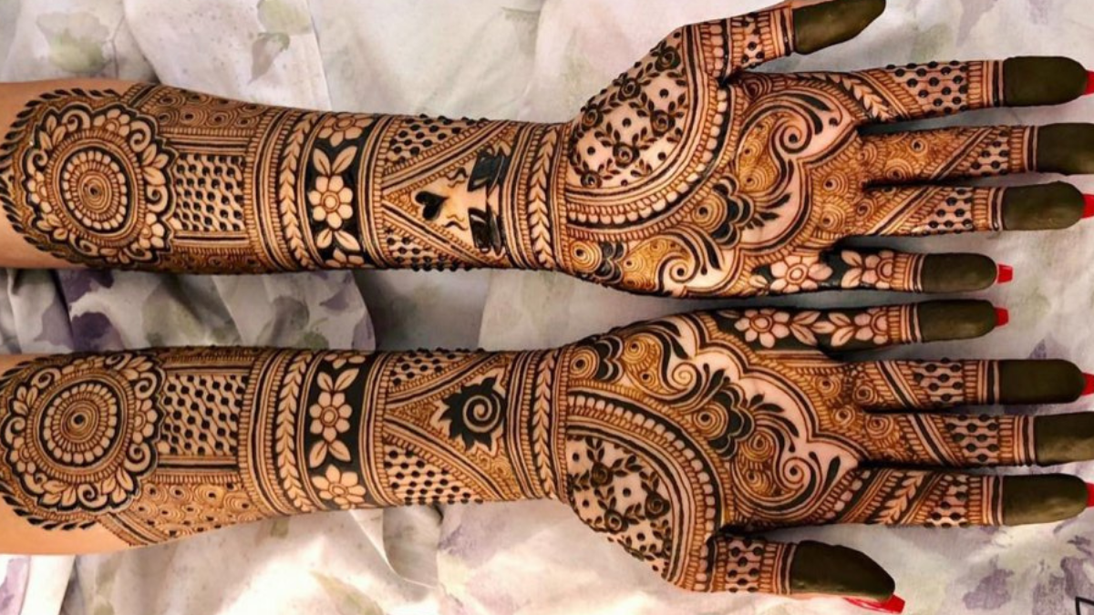 Royal back hand mehndi