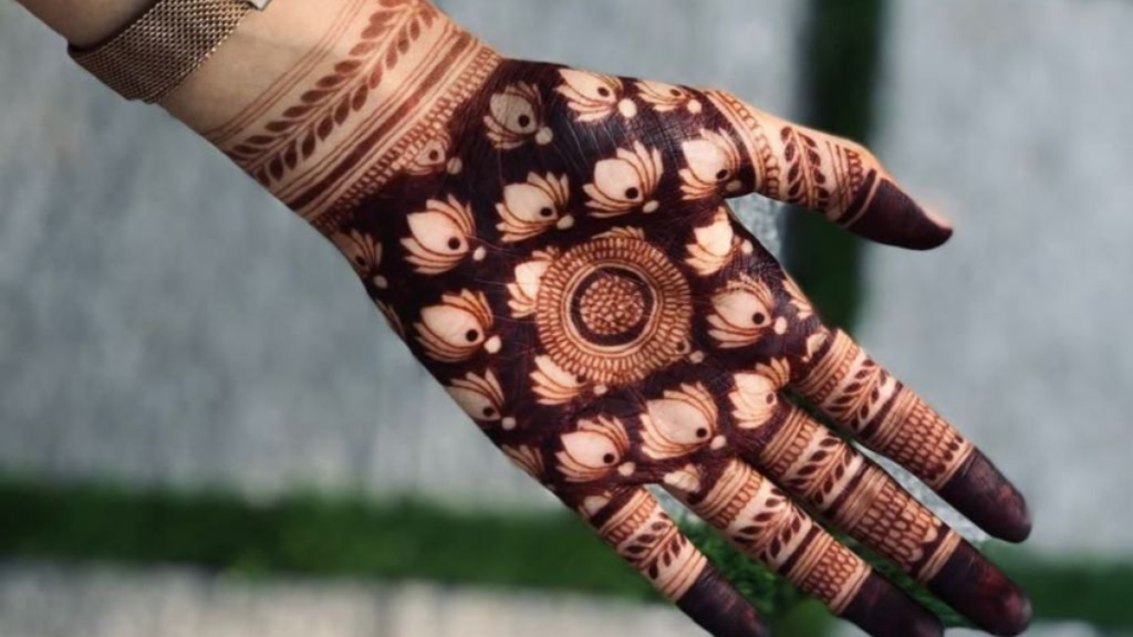 Simple Back Mehndi Design