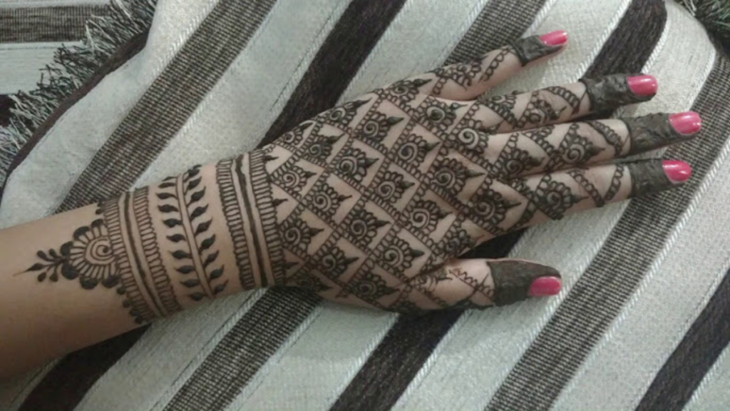 Stunning Mehndi Design