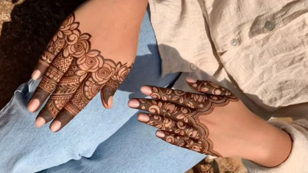 लेटेस्ट फिंगर मेहंदी डिज़ाइन