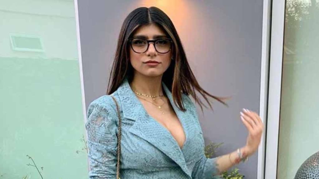 mia khalifa picture