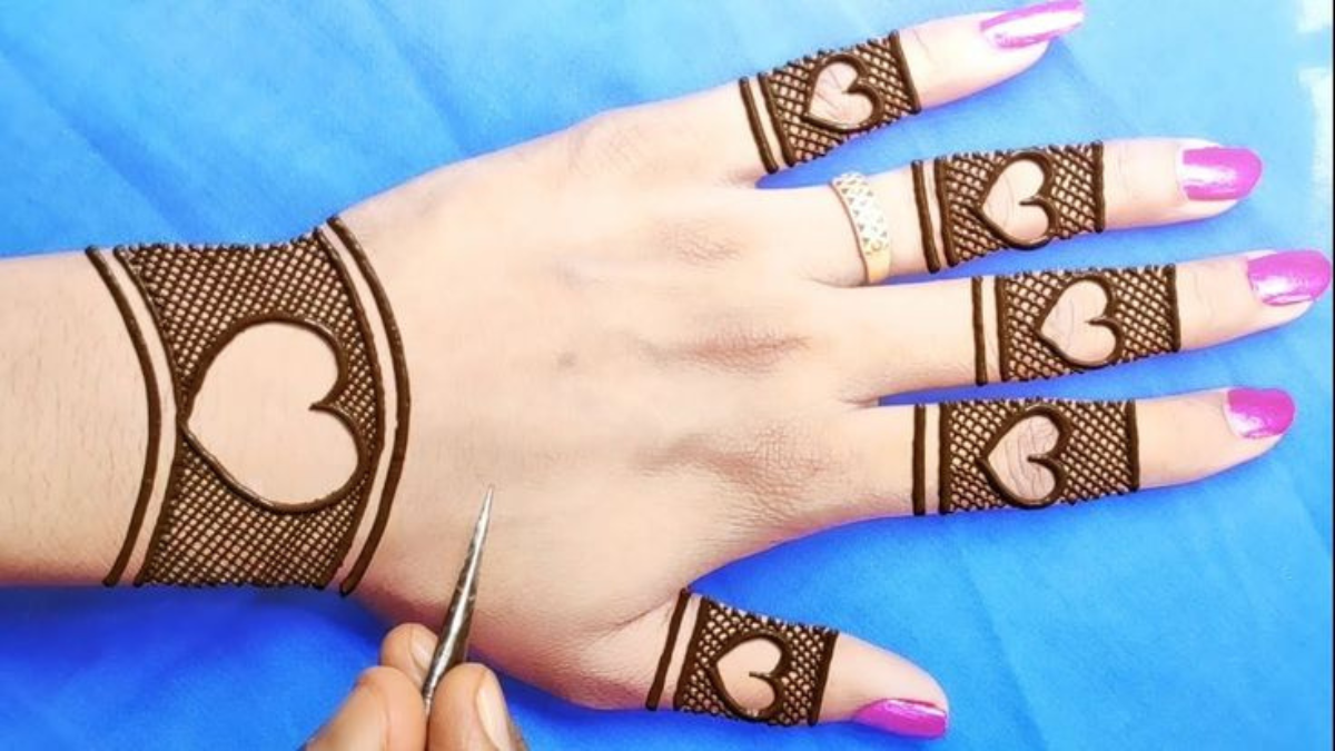 bracelet mehndi design