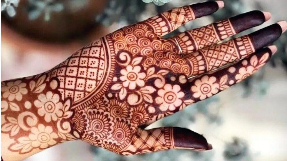 Henna New Mehndi Design