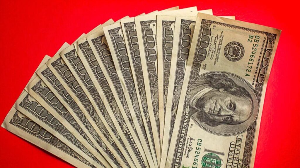 1400 Dollars In Rupees