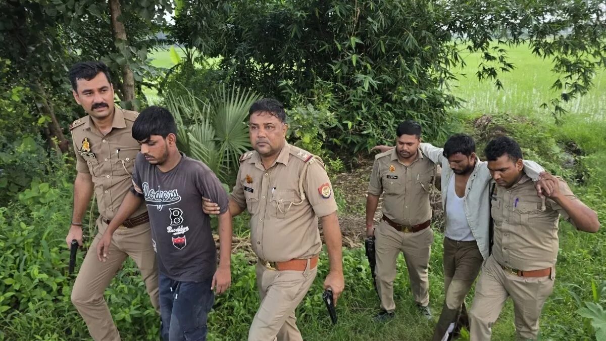 Etawah Encounter में पुलिस