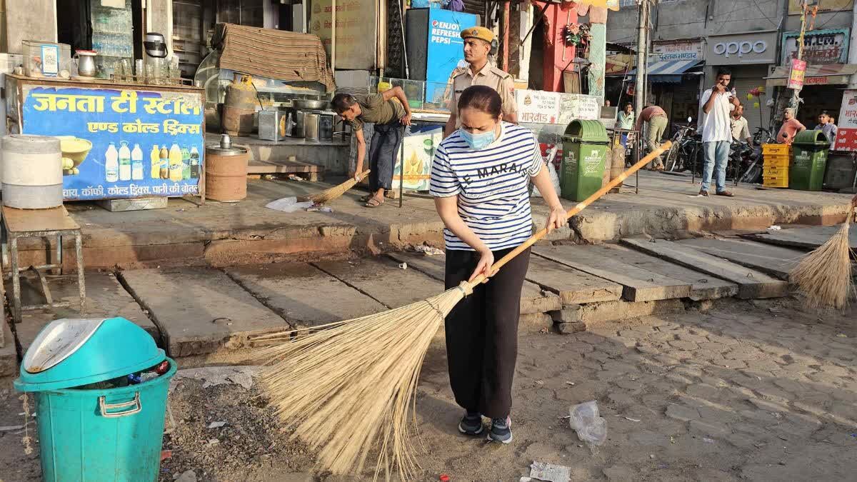 भीमगोड़ा कुंड पहुंचे डीएम 