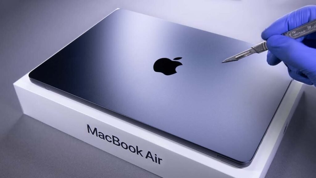 MacBook Air M4 पर धांसू