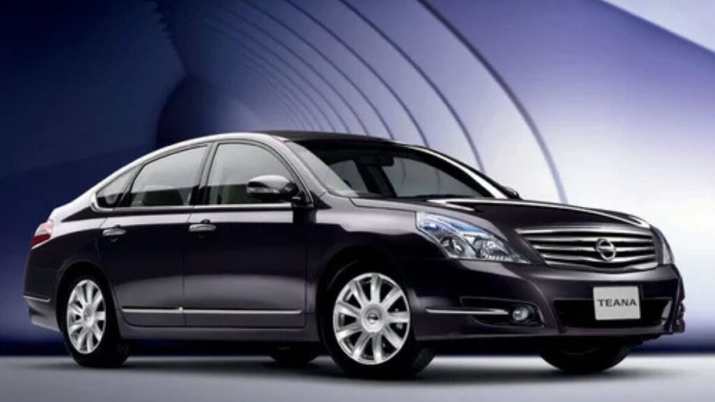 Nissan Tekna लॉन्च