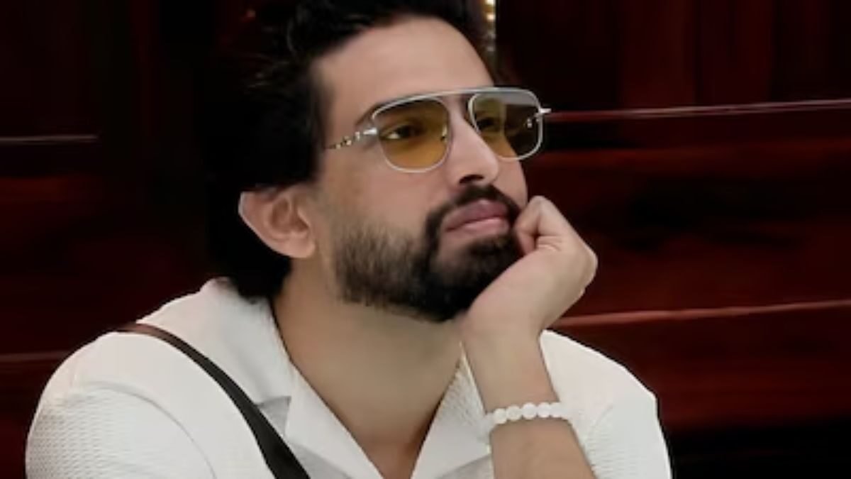 मेरा सरनेम देखा तो नौकरी गायब